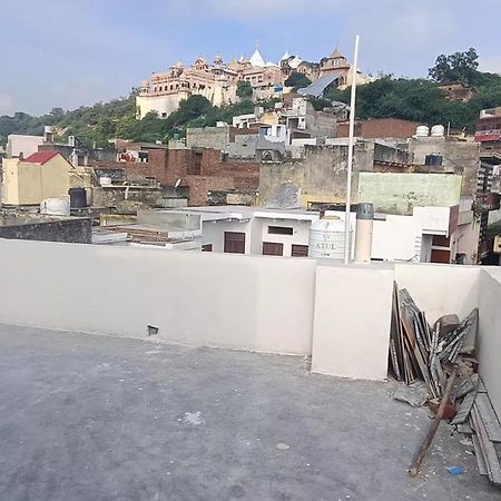 Goenka Home Stay Barsana Chhata Buitenkant foto