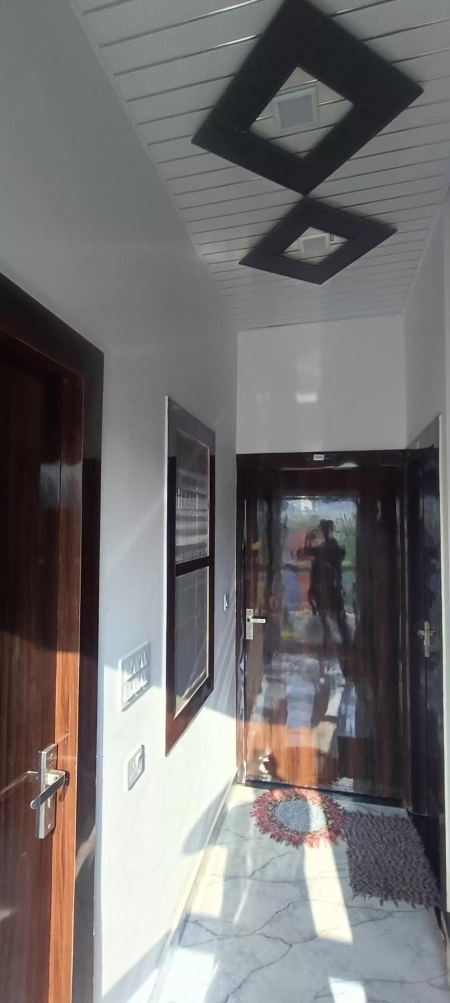 Goenka Home Stay Barsana Chhata Buitenkant foto