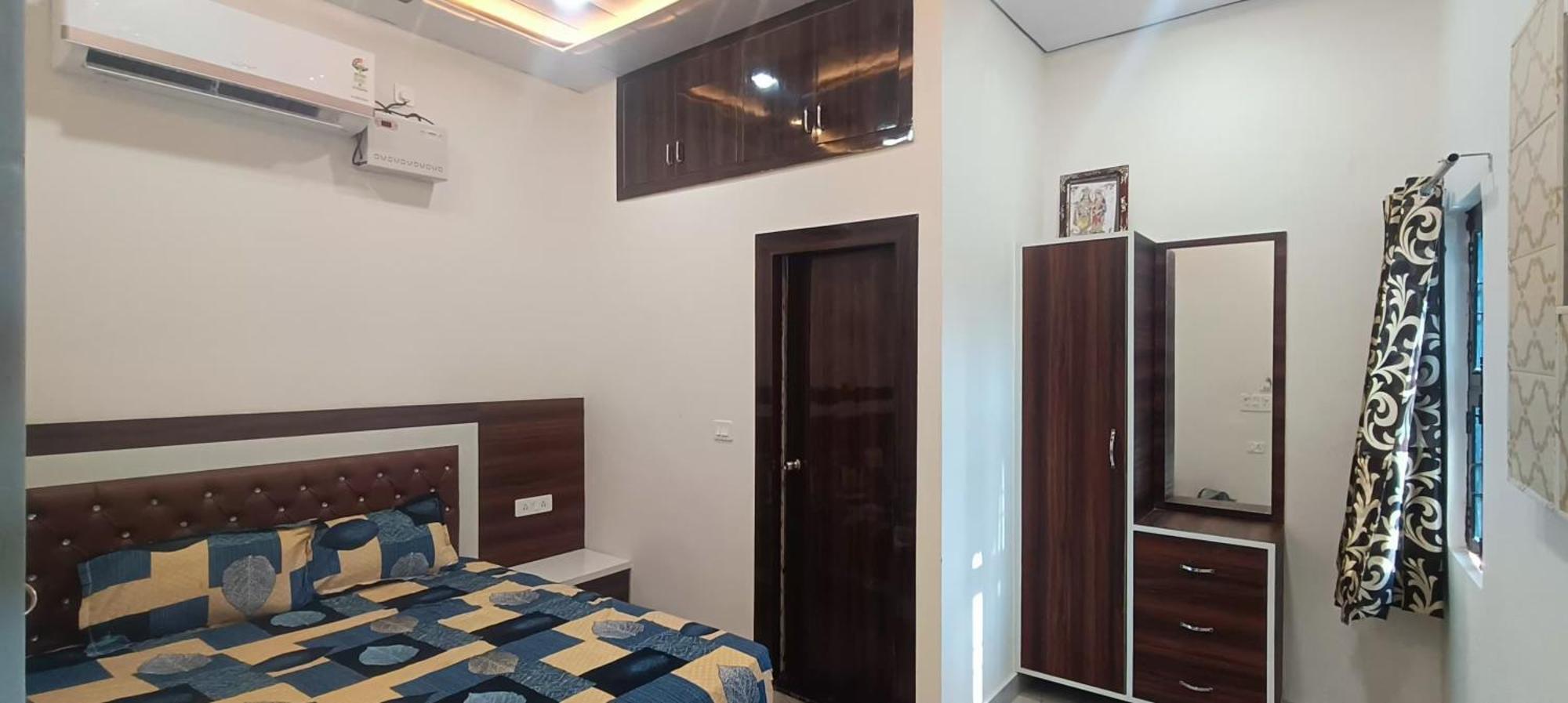 Goenka Home Stay Barsana Chhata Buitenkant foto